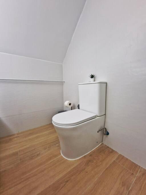 Encantador Duplex Para 6 A 1 Minuto De La Playa Benalmádena Esterno foto
