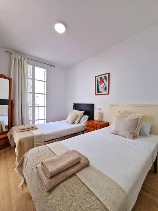 Encantador Duplex Para 6 A 1 Minuto De La Playa Benalmádena Esterno foto