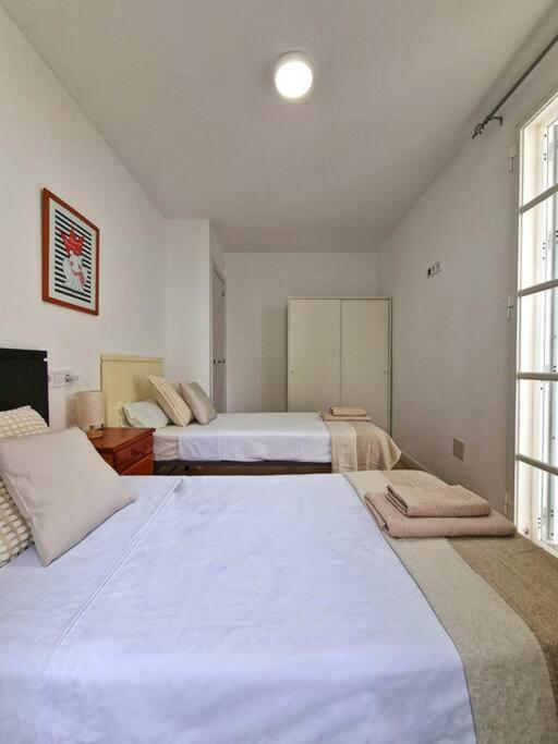 Encantador Duplex Para 6 A 1 Minuto De La Playa Benalmádena Esterno foto