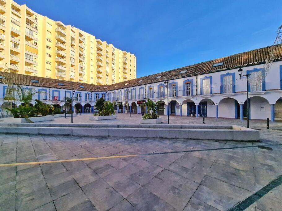Encantador Duplex Para 6 A 1 Minuto De La Playa Benalmádena Esterno foto