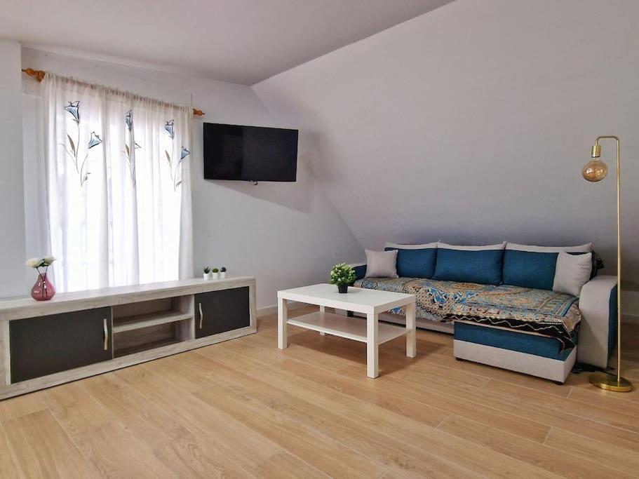 Encantador Duplex Para 6 A 1 Minuto De La Playa Benalmádena Esterno foto