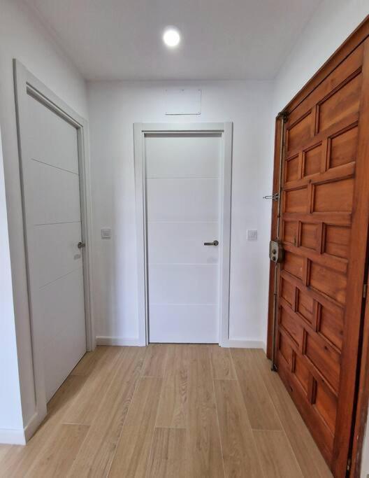 Encantador Duplex Para 6 A 1 Minuto De La Playa Benalmádena Esterno foto